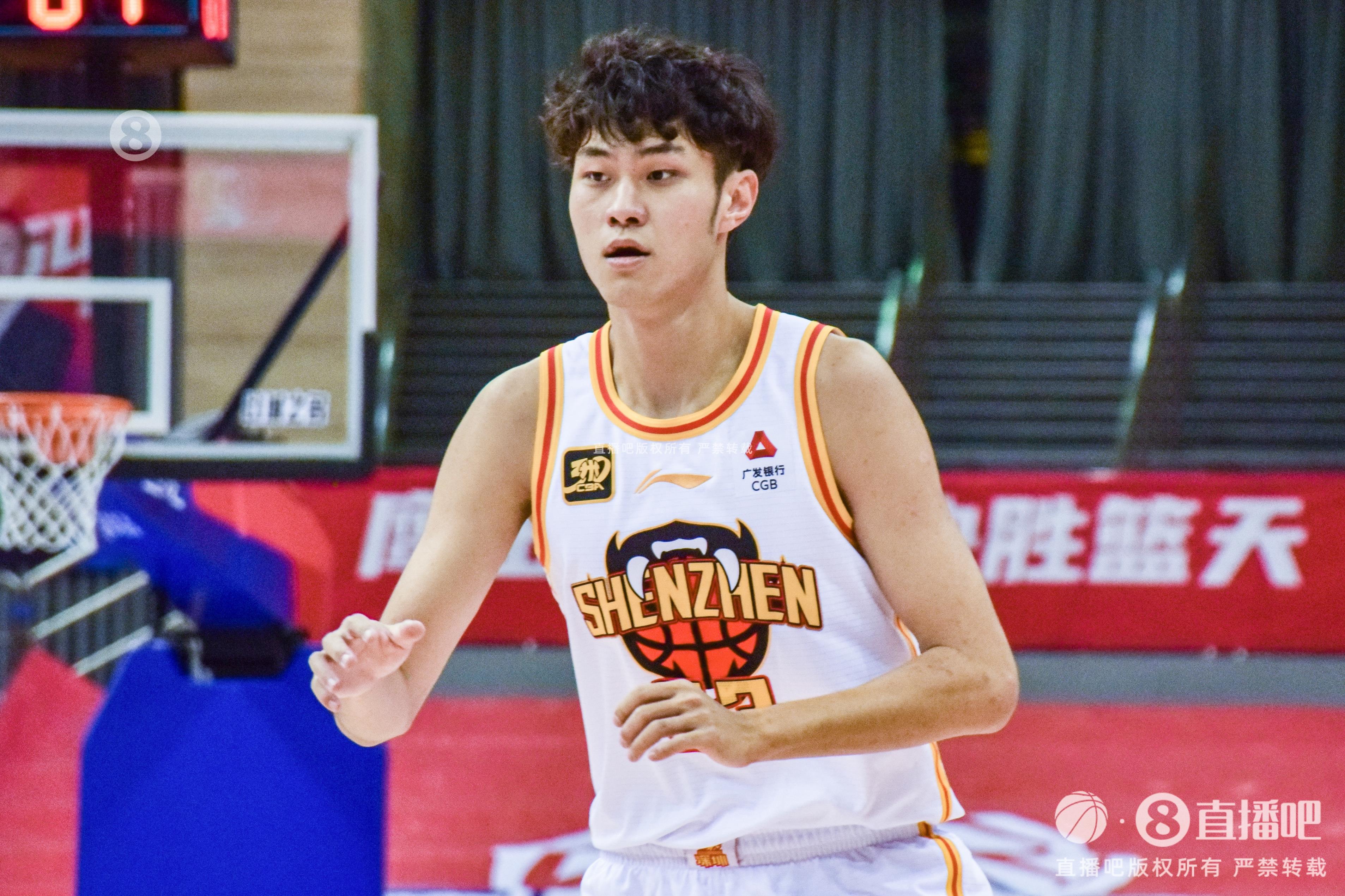 表現(xiàn)出色！王浩然14中7拿到20分3板6助2斷 正負(fù)值+30