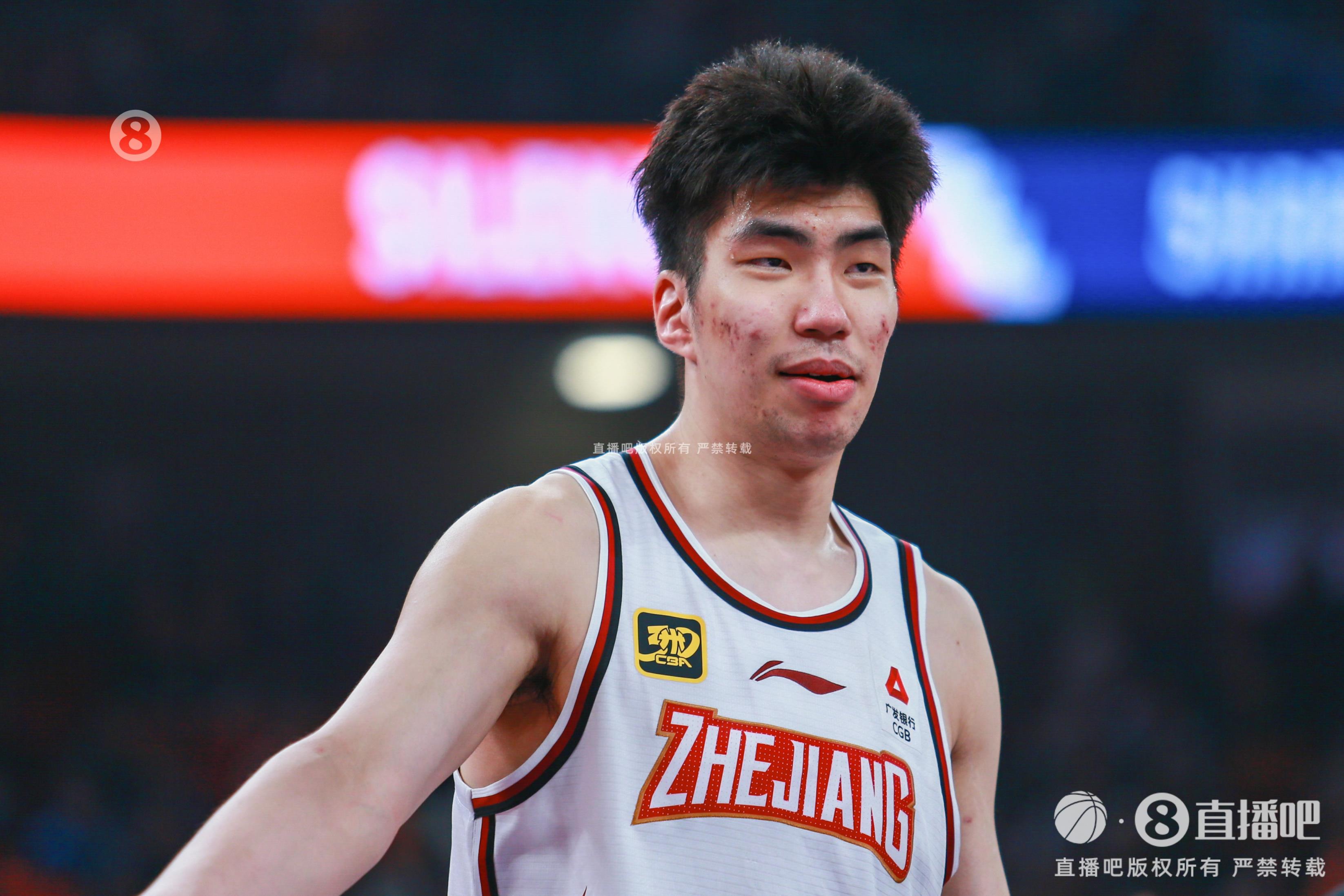 效率極高！余嘉豪8中8貢獻(xiàn)20分7板 罰球5中4